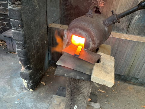 Blacksmithing Workshop - Kingaroy Accommodation 0