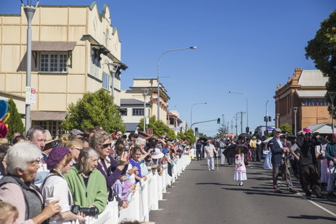 Mary Poppins Festival - Kingaroy Accommodation 1