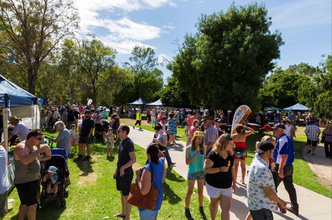 Swan Hill Farmers Market - Kingaroy Accommodation 0
