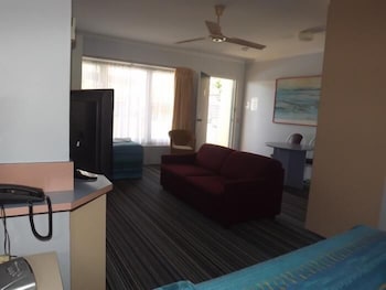 Golden Sands Motor Inn Forster - Kingaroy Accommodation 5