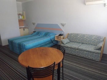 Golden Sands Motor Inn Forster - Kingaroy Accommodation 3