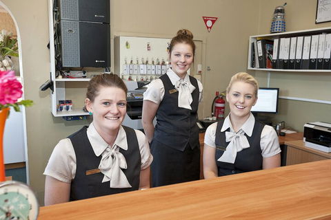 The Waterfront Wynyard - Kingaroy Accommodation 4