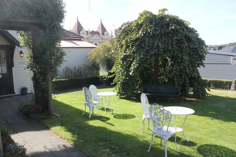 Alice's Cottages - Kingaroy Accommodation 6