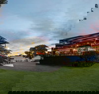 The Huskisson - Kingaroy Accommodation