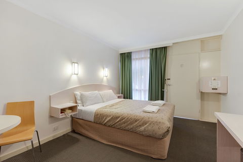 Alexander Motor Inn & Apartments - Kingaroy Accommodation 6