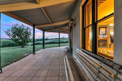 Abbotsford Country House - Kingaroy Accommodation 2