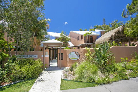 L'Auberge Noosa - Kingaroy Accommodation 0