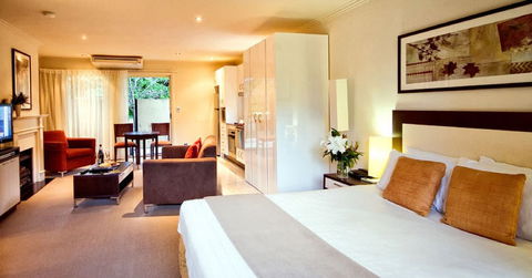Falls Mountain Retreat - Kingaroy Accommodation 3