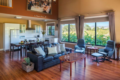 Barossa Shiraz Estate - Kingaroy Accommodation 5