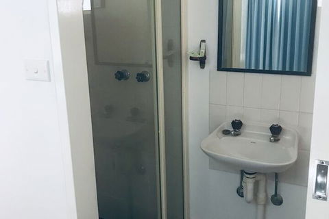 Ocean Breeze Motel - Kingaroy Accommodation 2