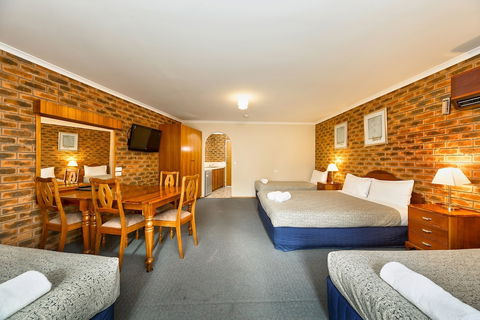 Hume Country Motor Inn - Kingaroy Accommodation 4