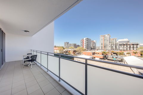 Adina Apartment Hotel Wollongong - Kingaroy Accommodation 5