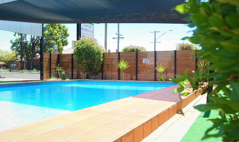 Golden West Motor Inn - Kingaroy Accommodation 3