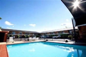 Golden West Motor Inn - Kingaroy Accommodation 5