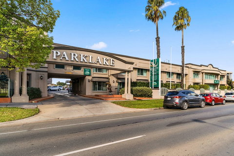 Quality Hotel Parklake Shepparton - Kingaroy Accommodation 0