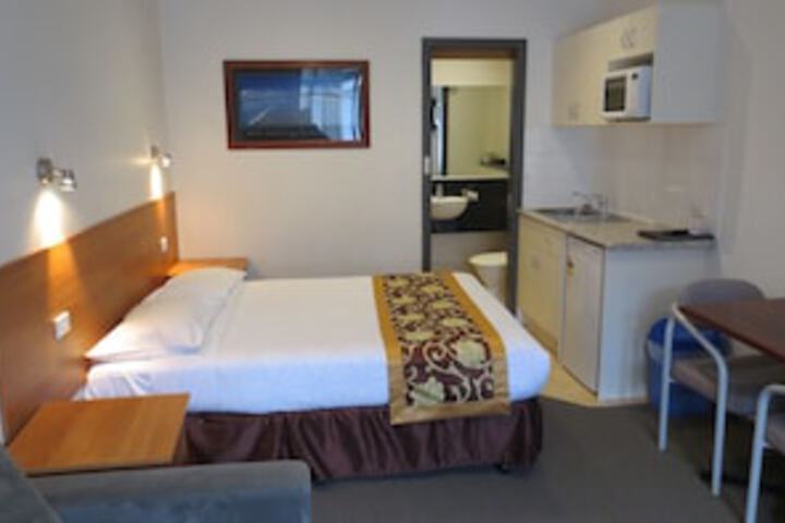 West Melbourne VIC Kingaroy Accommodation