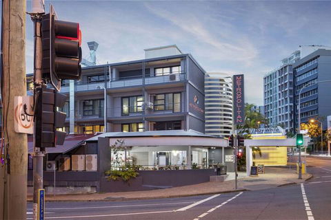 The Metropolitan Springhill - Kingaroy Accommodation 2