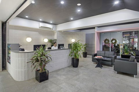 The Metropolitan Springhill - Kingaroy Accommodation 5