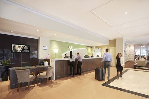 Holiday Inn Darling Harbour, An IHG Hotel - Kingaroy Accommodation 7