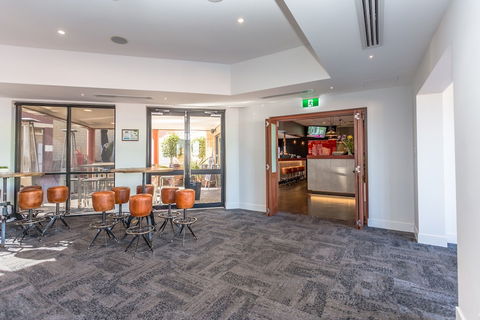 Country Comfort Perth - Kingaroy Accommodation 4
