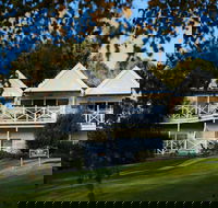 Lake House Daylesford - Kingaroy Accommodation