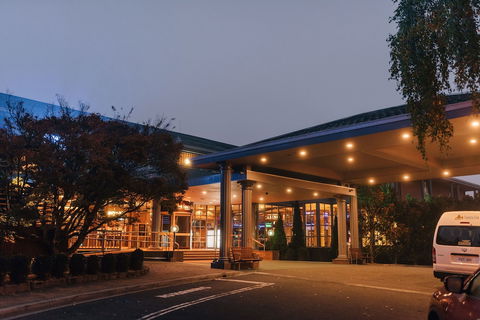 Country Club Tasmania - Kingaroy Accommodation 0