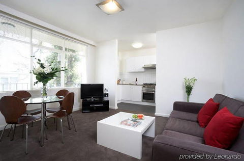 Caroline Serviced Apartments South Yarra - Kingaroy Accommodation 1