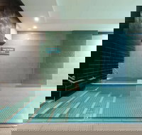 Oaks Glenelg Plaza Pier Suites - Kingaroy Accommodation