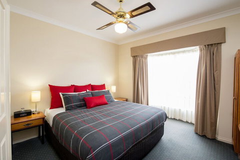 John Pirie Motor Inn - Kingaroy Accommodation 6