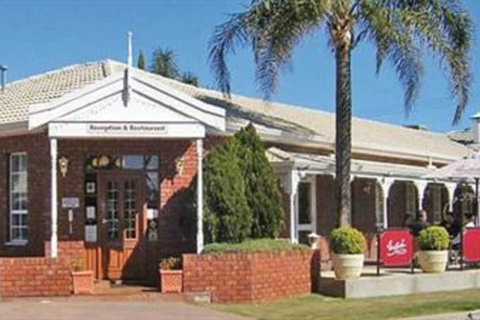 John Pirie Motor Inn - Kingaroy Accommodation 7