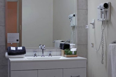 John Pirie Motor Inn - Kingaroy Accommodation 4