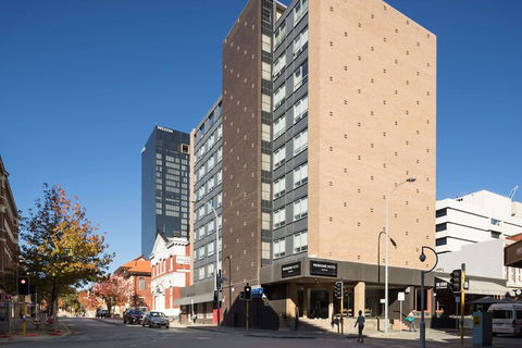 Pensione Hotel Perth - Kingaroy Accommodation 1