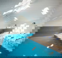 Deep Blue Hotel  Hot Springs - Kingaroy Accommodation