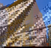 Adelaide Paringa - Kingaroy Accommodation