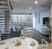 Oaks Nelson Bay Lure Suites - Kingaroy Accommodation