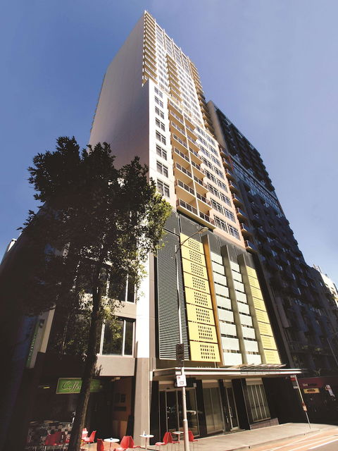 Oaks Melbourne On Lonsdale Suites - Kingaroy Accommodation 1