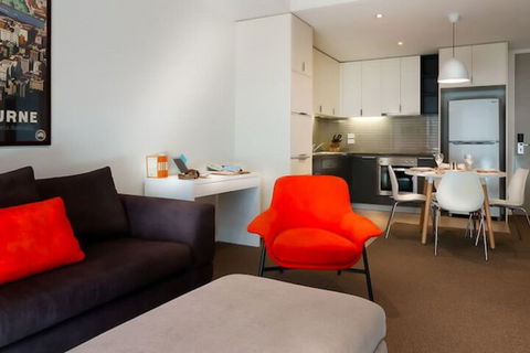 Caroline Serviced Apartments Brighton - Kingaroy Accommodation 1