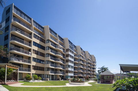 Broadbeach Travel Inn Apartments - Kingaroy Accommodation 2