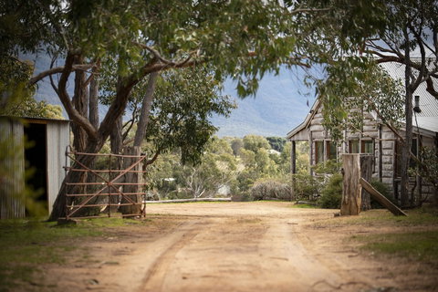 Grampians Pioneer Cottages - Kingaroy Accommodation 3