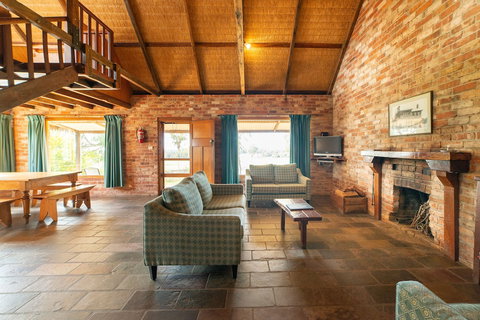 Grampians Pioneer Cottages - Kingaroy Accommodation 5