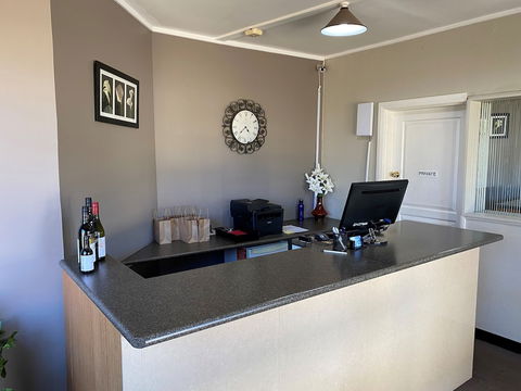 Country Gardens Motel - Kingaroy Accommodation 3