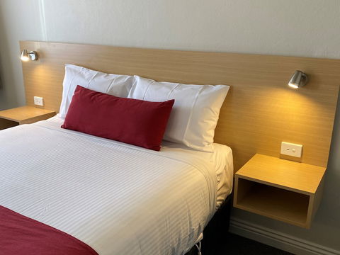 Country Gardens Motel - Kingaroy Accommodation 6