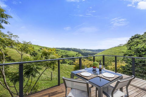 Top Of The Hill - Kingaroy Accommodation 4