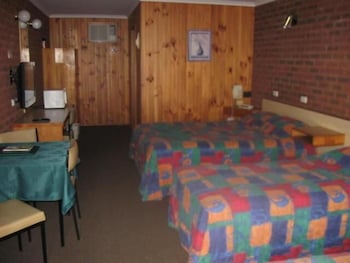 Country Roads Motor Inn Narrandera - Kingaroy Accommodation 6