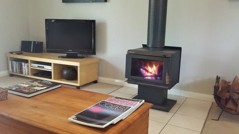 Island Break Cottages - Caters To Couples - Kingaroy Accommodation 3