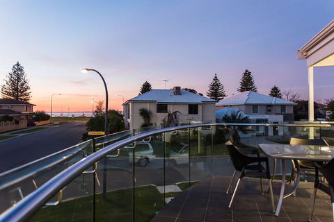 Reflections By Rockingham Apartments - Kingaroy Accommodation 2