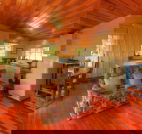 Island View Spa Cottage - Kingaroy Accommodation