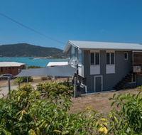 Norm's Beach House - Kingaroy Accommodation