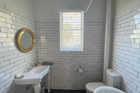 Webster Terrace - Kingaroy Accommodation 4