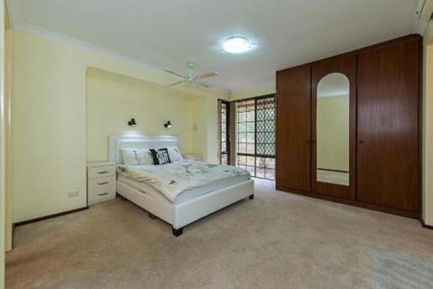 Holiday House On One Six Six - Kingaroy Accommodation 5